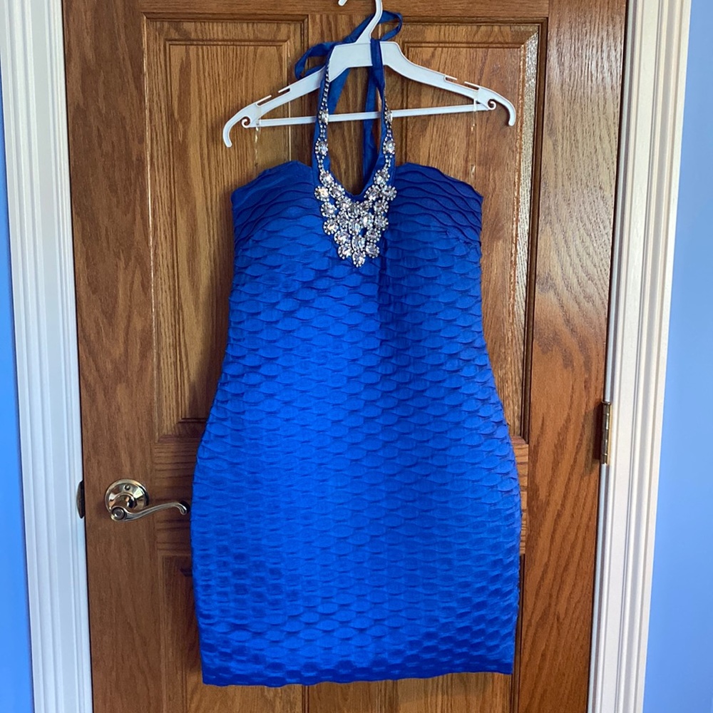 Blue Daisy Tie Neck Tight Dress